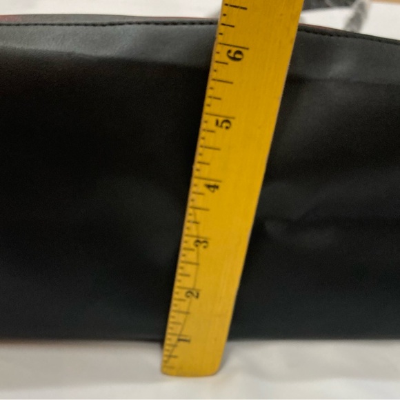 New Victoria's Secret Plaid Tote O/S - Picture 8 of 9